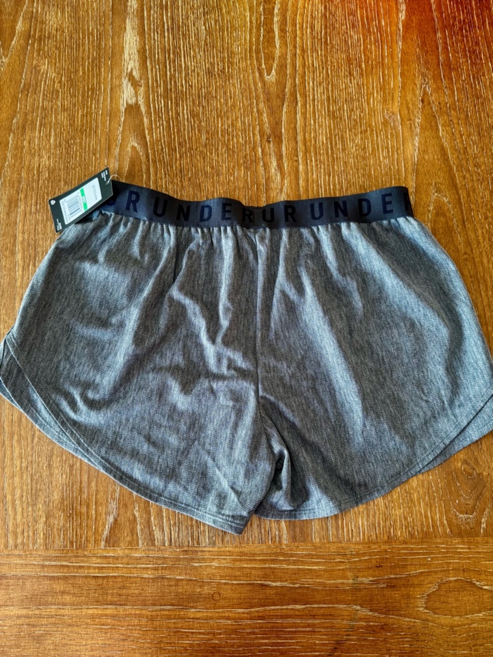 NWT Under Armour Twist HeatGear® Play Up 3.0 shorts L - Picture 7 of 10